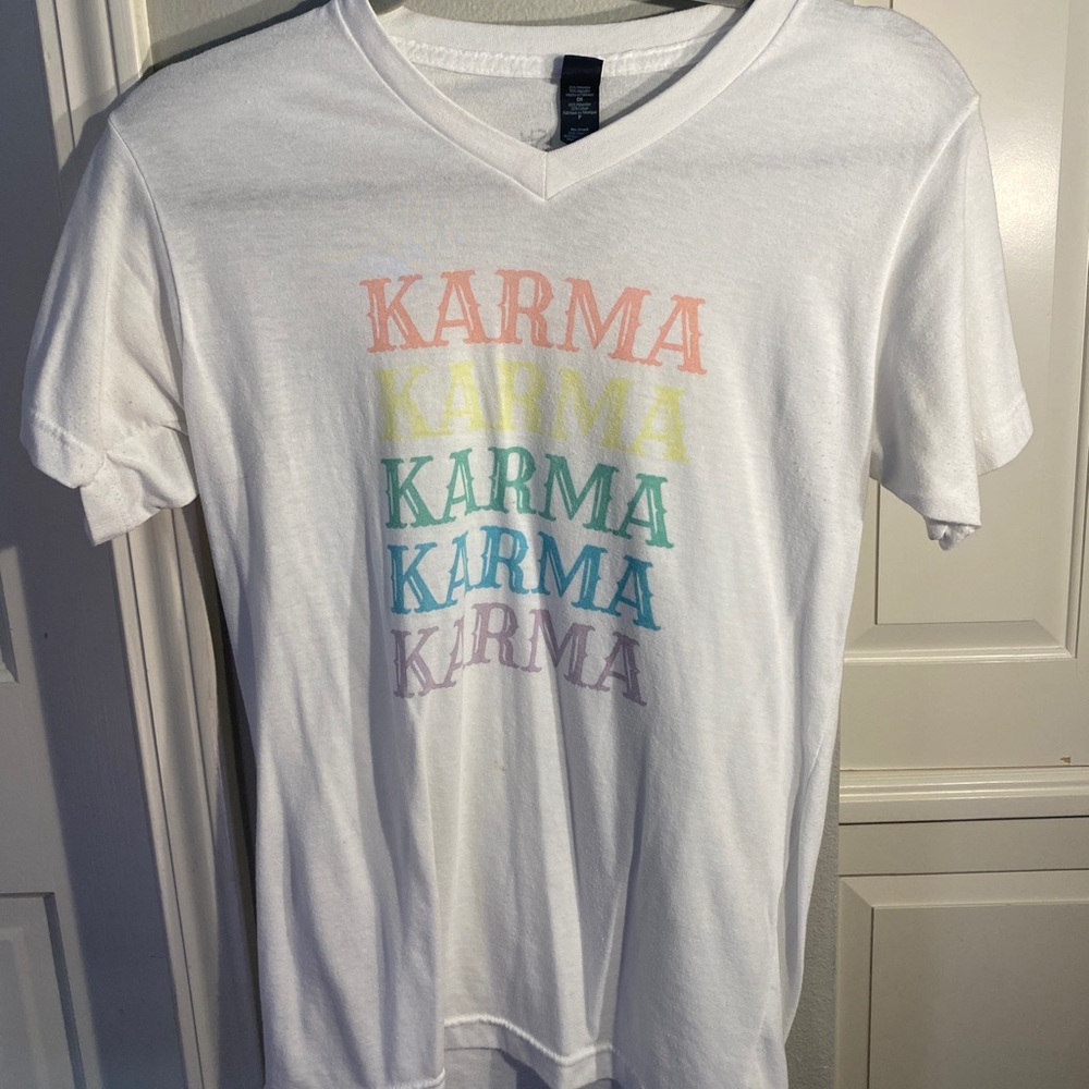 Karma vneck tshirt small